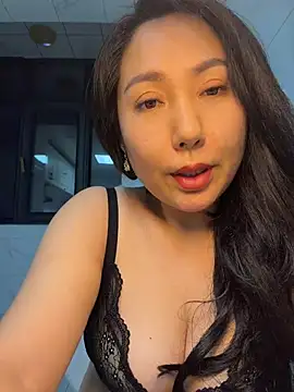 Xuemo88 Adlı Modelin Canlı XXX Sohbeti