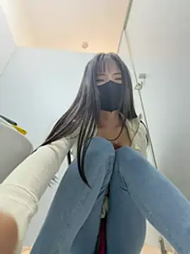 xiao-Lin Chat XXX live
