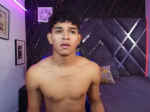 nova_mitchell7's Live XXX Chat
