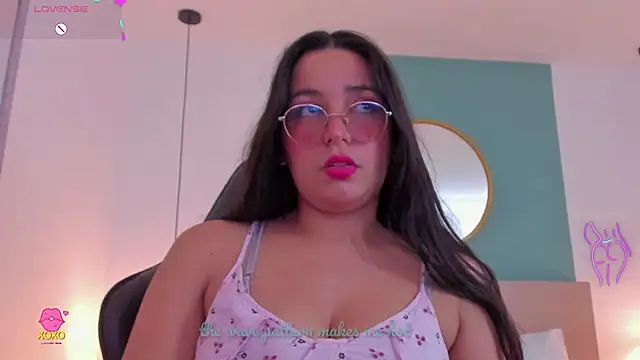 lucy_blue28 Adlı Modelin Canlı XXX Sohbeti