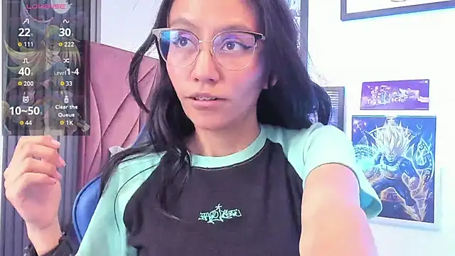 EviieGothelln Live XXX chat