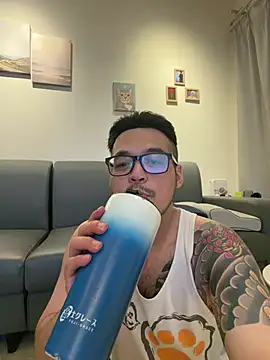 XXX chat uživo modela James1992_Ovo