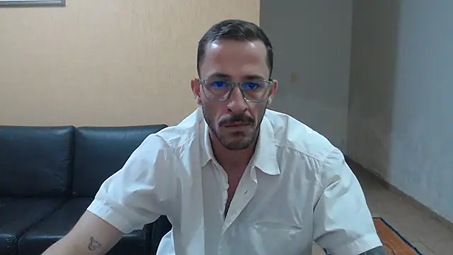 MeladoDiMel Adlı Modelin Canlı XXX Sohbeti