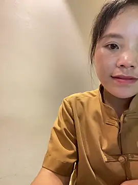 Bella_7777のライブXXXチャット