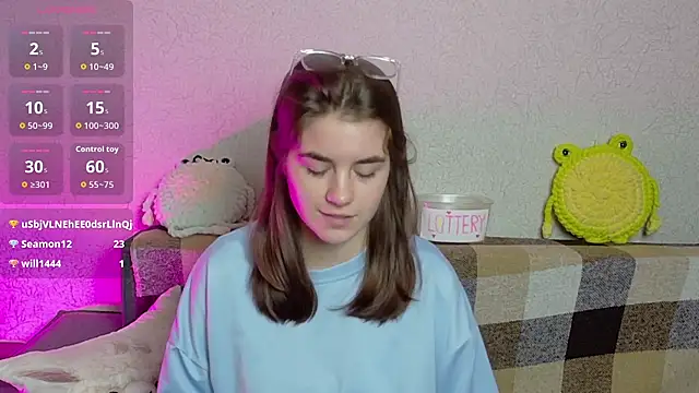 Chat +18 de ElzaBlis ao vivo