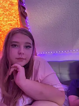 XXX chat uživo modela sassi_babe