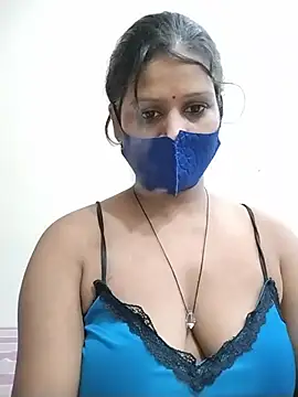 Chat +18 de hotyrani07 ao vivo
