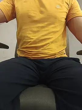 Czat XXX na żywo – 8inch_hunk19