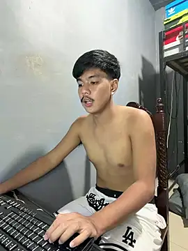 Dylannn_30 Live XXX-Chat