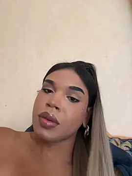 biancaAngel Adlı Modelin Canlı XXX Sohbeti