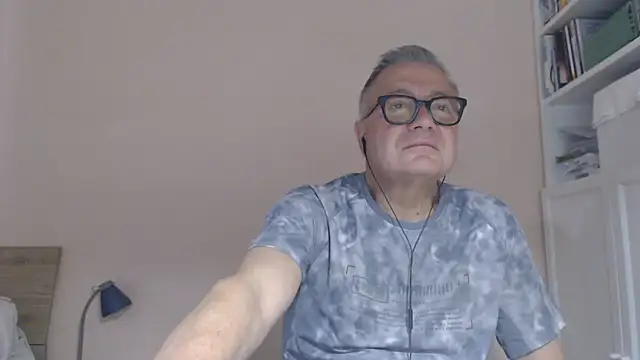 Czat XXX na żywo – YOU6me