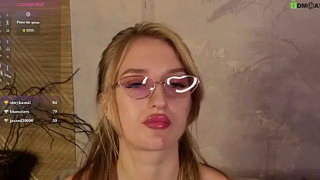 Stacy_River's Live XXX Chat