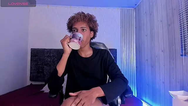 Chat XXX en directo de luccas_lowee