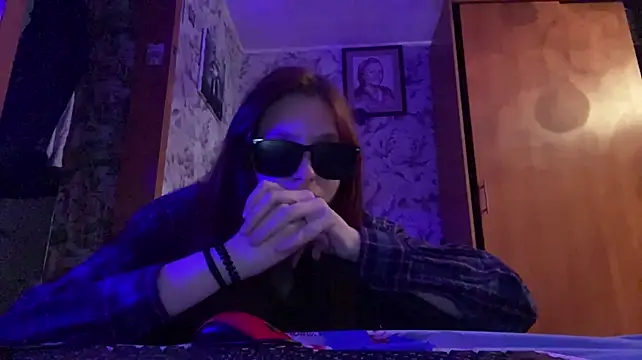 LareeHout Live XXX-chat