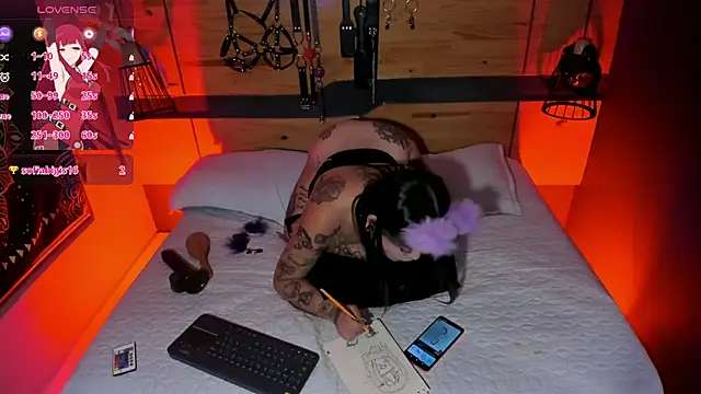 Chloe_Killua Adlı Modelin Canlı XXX Sohbeti