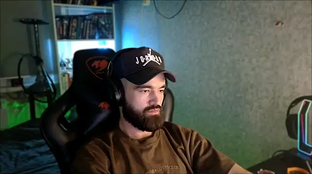 Chat XXX en directo de _Serious_Man