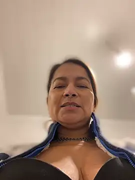 Jlo_69のライブXXXチャット