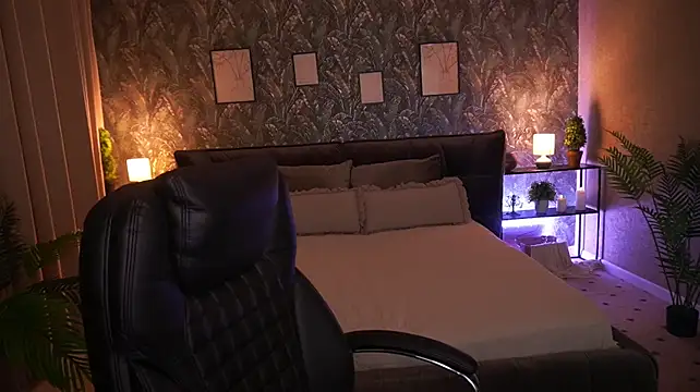 Chat +18 de LunxLexxie ao vivo