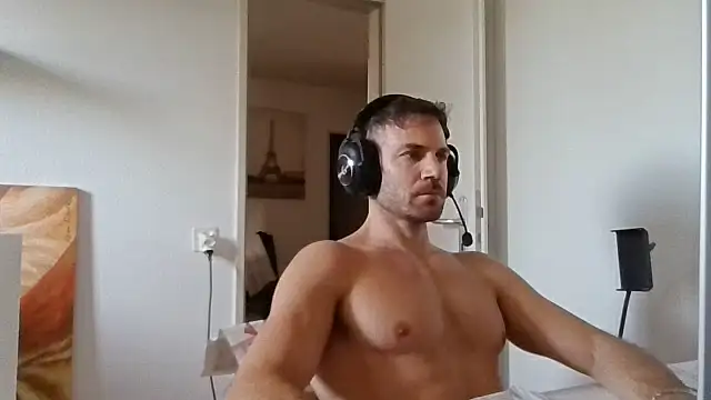 alpha-hunk Live XXX-chat