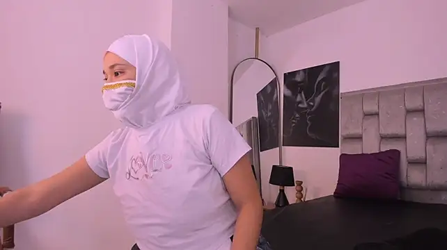 دردشة zuri_zayn الجنسية المباشرة