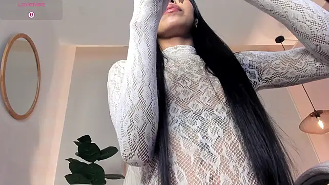Tiffany_Low: онлайн-секс-чат