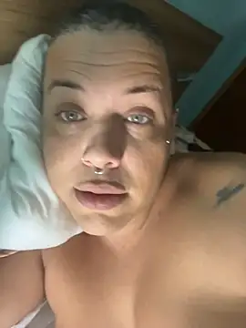 Webkamerová show alicetgirlbr