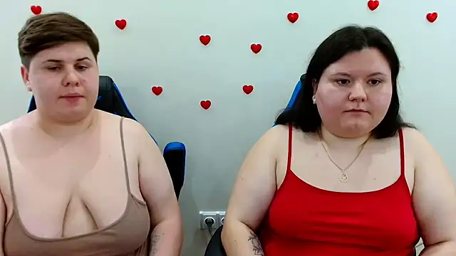 Czat XXX na żywo – BeckyAndHellen