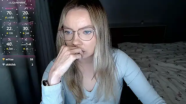 XXX chat uživo modela PolinaXXXXXJones