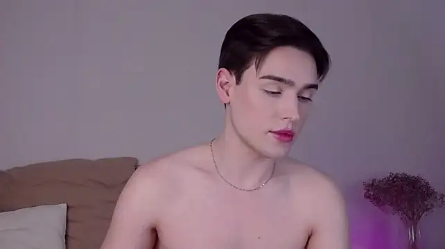 RobbyCharming Adlı Modelin Canlı XXX Sohbeti