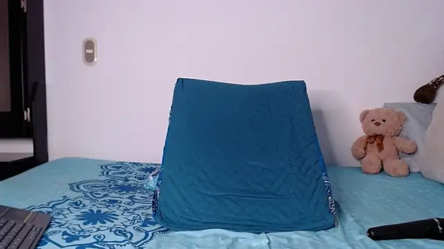 SINDYC Live XXX-chat