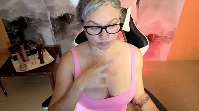 MarianL0ve Adlı Modelin Canlı XXX Sohbeti