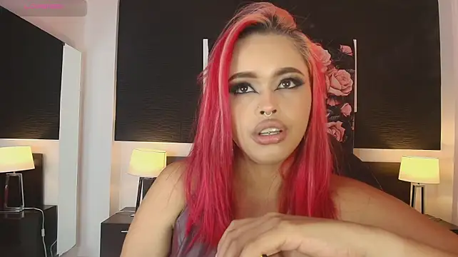 Chat XXX en directo de EvaaFoxxy1