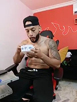 Mike_savage3 Adlı Modelin Canlı XXX Sohbeti
