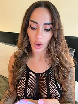 -Alisa Adlı Modelin Canlı XXX Sohbeti
