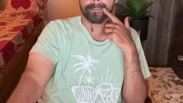 Chat XXX ao vivo de Mr_Raje