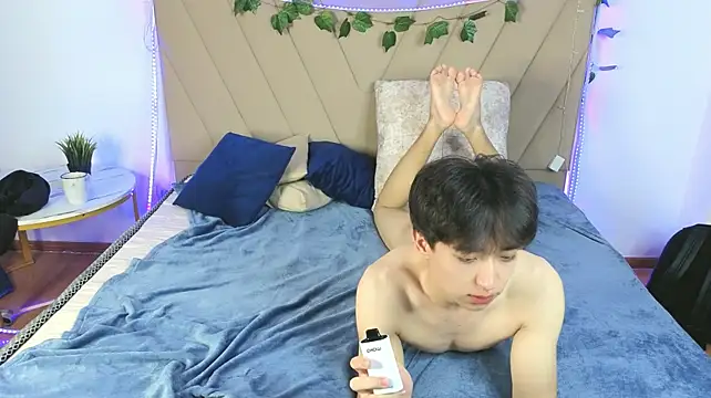 XXX chat uživo modela Yan_Cat