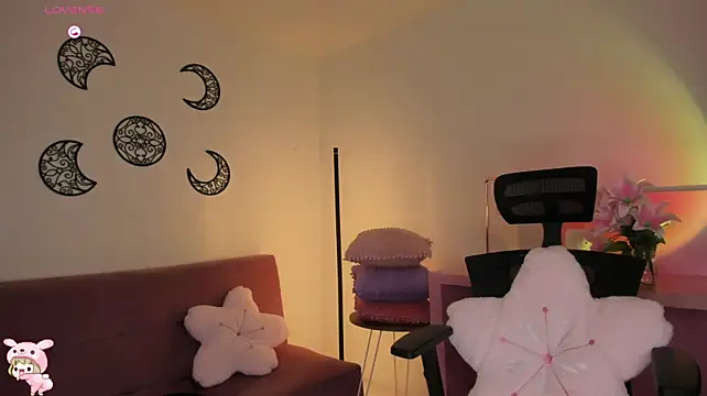 Hey_lucy__ Chat XXX in diretta