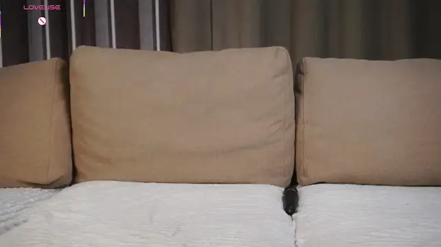 AlbaMesick Live XXX-Chat