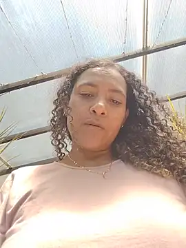 _Victoria_Hills' Live XXX Chat