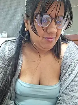 ZaidaWet's Live XXX Chat