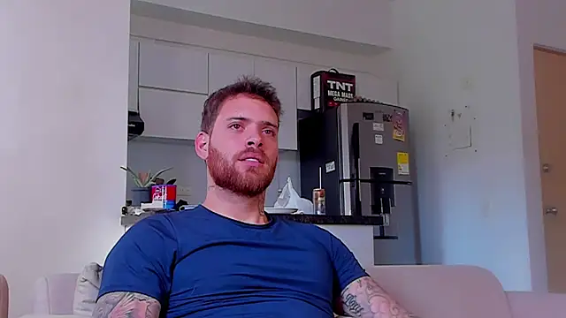 arnold_bekam 网络视讯表演