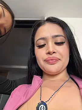 Sara_fun লাইভ XXX চ্যাট
