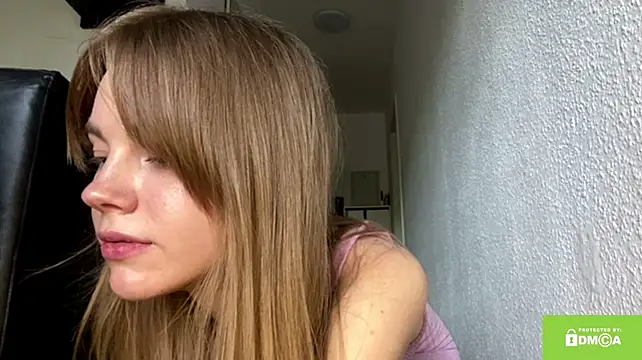 SunnyStrike Chat XXX in diretta
