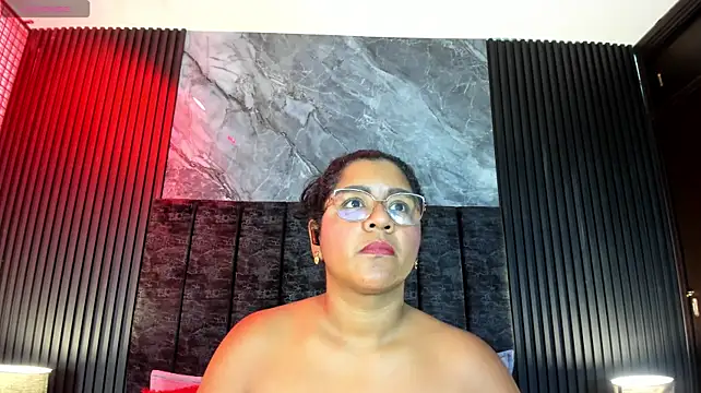Živý XXX chat Slutty_Vicky