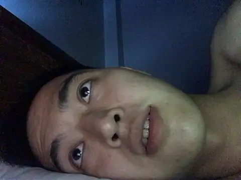 Thichchoitran86 网络视讯表演