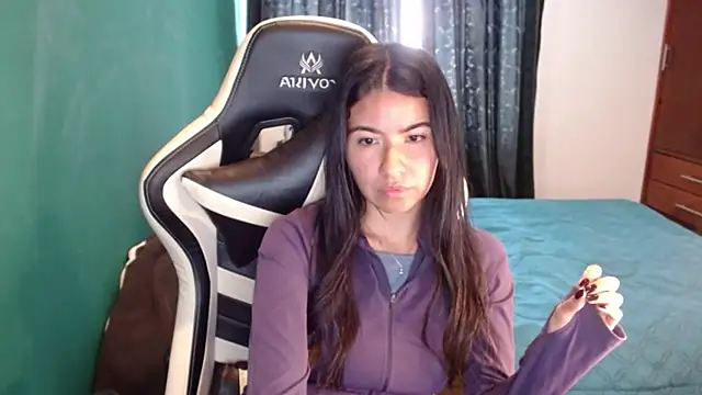 Chatroom XXX en direct de alice_middlee