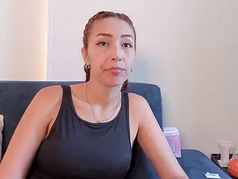 Chat XXX ao vivo de AriaRowenn