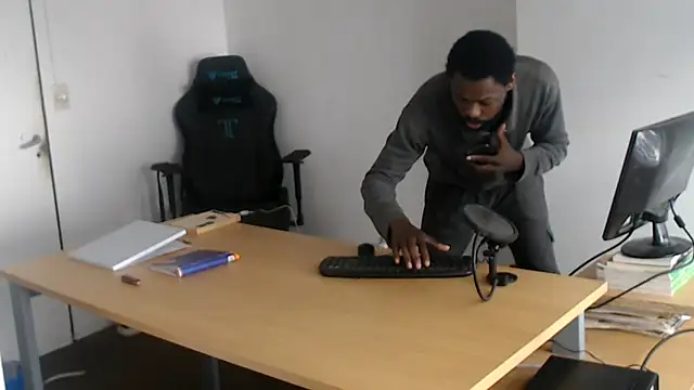 Mastertopdome Chat XXX live