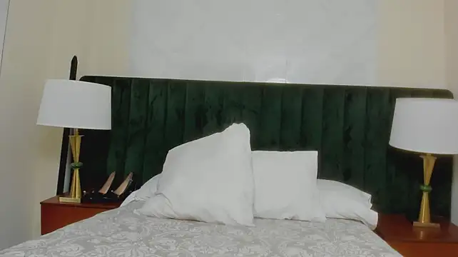 SaraDominguez1@xh Adlı Modelin Canlı XXX Sohbeti