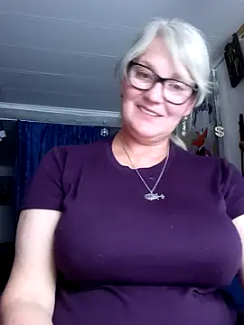 irinamaux XXX чат на живо